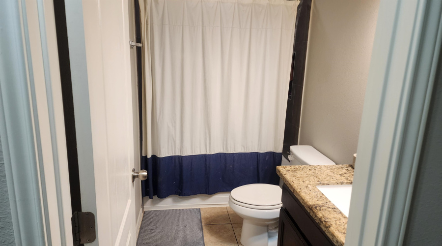 3821 Gregorio Lerma Dr, Laredo, Texas 78046, 4 Bedrooms Bedrooms, 6 Rooms Rooms,2 BathroomsBathrooms,Residential,For Sale,3821 Gregorio Lerma Dr,20255356