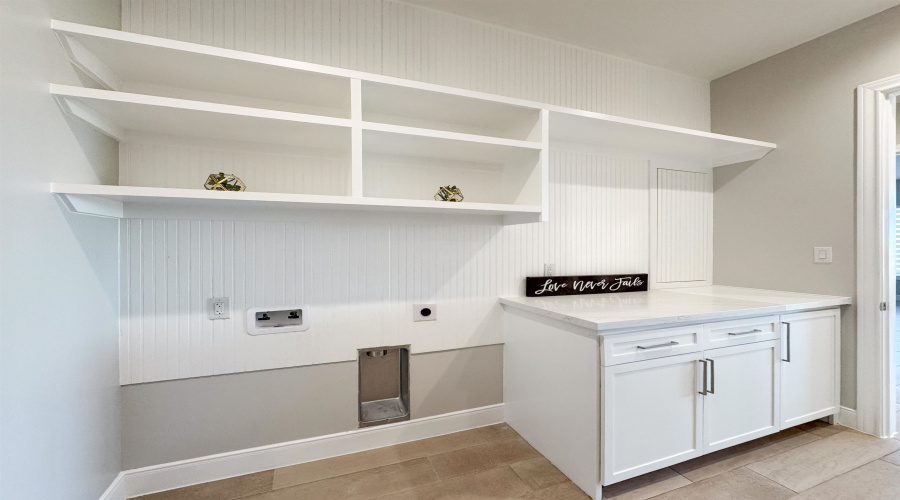 2530 Lucia Ct, Laredo, Texas 78041, 4 Bedrooms Bedrooms, 7 Rooms Rooms,3 BathroomsBathrooms,Residential,For Sale,2530 Lucia Ct,20255357