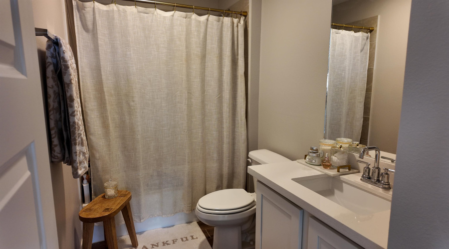 1014 Kus Dr., laredo, Texas 78045, 3 Bedrooms Bedrooms, 6 Rooms Rooms,2 BathroomsBathrooms,Residential,For Sale,1014 Kus Dr.,20255359