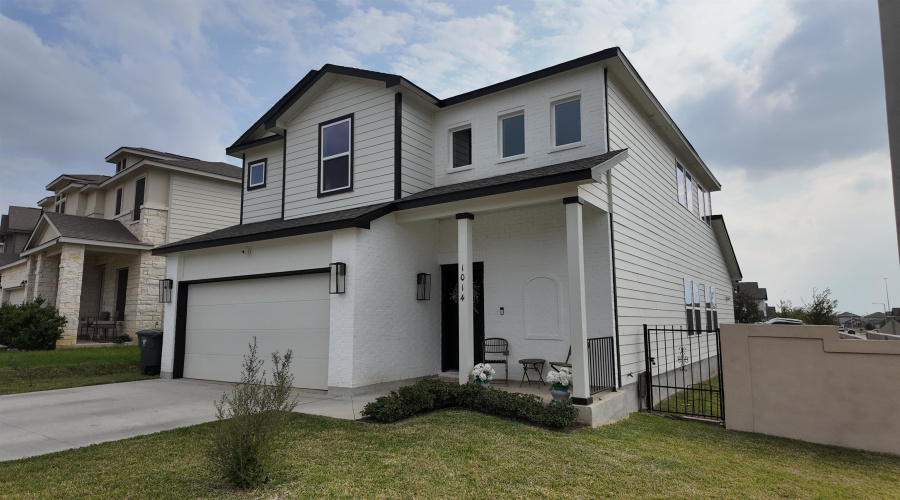 1014 Kus Dr., laredo, Texas 78045, 3 Bedrooms Bedrooms, 6 Rooms Rooms,2 BathroomsBathrooms,Residential,For Sale,1014 Kus Dr.,20255359