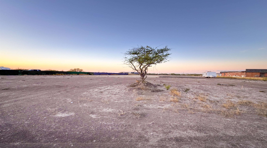 Lot 54 Colorado Acs Sur, Laredo, Texas 78041, ,Land,For Sale,Lot 54 Colorado Acs Sur,20255367