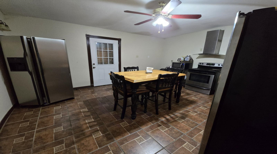713 Lariat Lp, Laredo, Texas 78041, 3 Bedrooms Bedrooms, 4 Rooms Rooms,2 BathroomsBathrooms,Residential,For Rent,713 Lariat Lp,20255364