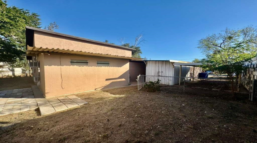 2108 Willow St, Laredo, Texas 78043, 4 Bedrooms Bedrooms, 7 Rooms Rooms,2 BathroomsBathrooms,Residential,For Sale,2108 Willow St,20255368