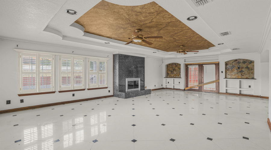 101 Lamrick Cir, Laredo, Texas 78046, 4 Bedrooms Bedrooms, 6 Rooms Rooms,2 BathroomsBathrooms,Residential,For Sale,101 Lamrick Cir,20255373