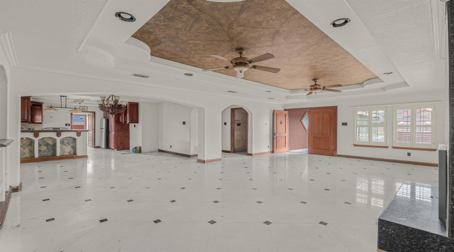 101 Lamrick Cir, Laredo, Texas 78046, 4 Bedrooms Bedrooms, 6 Rooms Rooms,2 BathroomsBathrooms,Residential,For Sale,101 Lamrick Cir,20255373