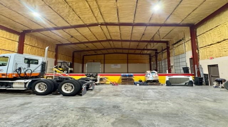 13703 Cabezut Dr, Laredo, Texas 78045, 1 Bedroom Bedrooms, 21 Rooms Rooms,2 BathroomsBathrooms,Commercial/industrial,For Sale,13703 Cabezut Dr,20255379