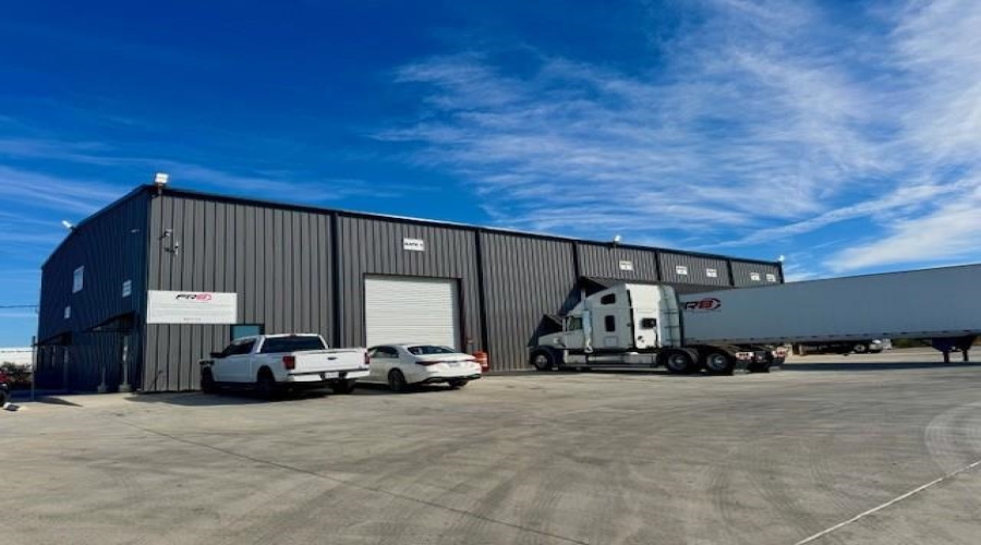 13703 Cabezut Dr, Laredo, Texas 78045, 1 Bedroom Bedrooms, 21 Rooms Rooms,2 BathroomsBathrooms,Commercial/industrial,For Sale,13703 Cabezut Dr,20255379