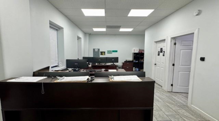 13703 Cabezut Dr, Laredo, Texas 78045, 1 Bedroom Bedrooms, 21 Rooms Rooms,2 BathroomsBathrooms,Commercial/industrial,For Sale,13703 Cabezut Dr,20255379