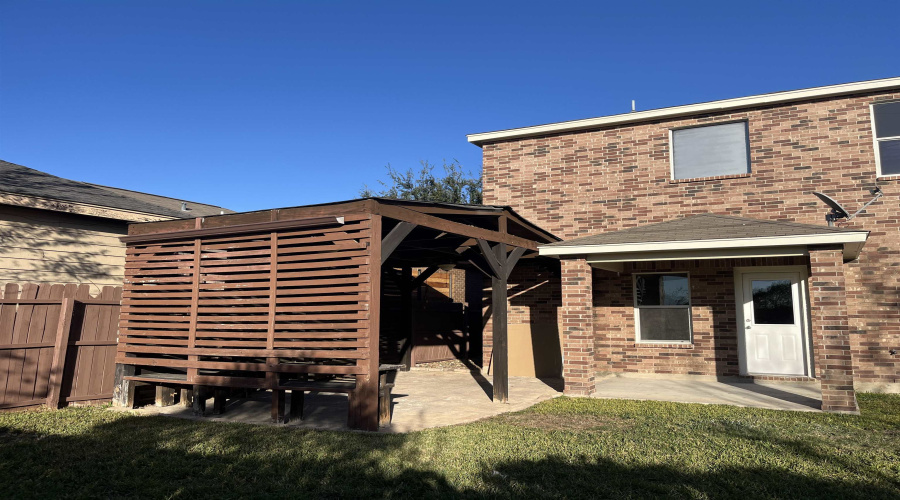 11318 Granados St, Laredo, Texas 78045-6525, 4 Bedrooms Bedrooms, 7 Rooms Rooms,2 BathroomsBathrooms,Residential,For Sale,11318 Granados St,20255375