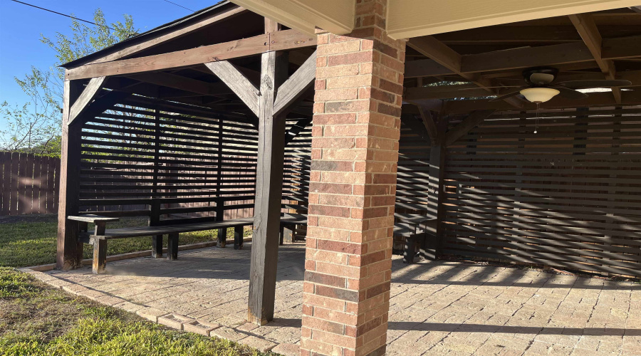 11318 Granados St, Laredo, Texas 78045-6525, 4 Bedrooms Bedrooms, 7 Rooms Rooms,2 BathroomsBathrooms,Residential,For Sale,11318 Granados St,20255375