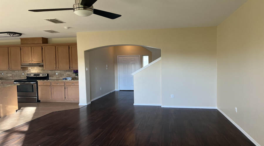11318 Granados St, Laredo, Texas 78045-6525, 4 Bedrooms Bedrooms, 7 Rooms Rooms,2 BathroomsBathrooms,Residential,For Sale,11318 Granados St,20255375