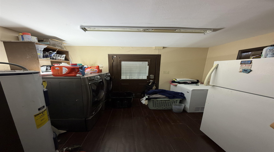 301 Esperanza Dr, Laredo, Texas 78041, 5 Bedrooms Bedrooms, 8 Rooms Rooms,4 BathroomsBathrooms,Residential,For Sale,301 Esperanza Dr,20255380