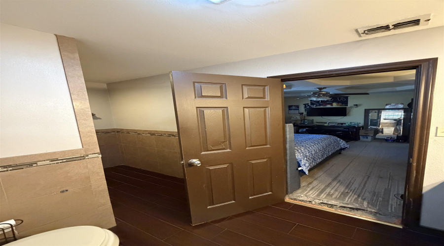 301 Esperanza Dr, Laredo, Texas 78041, 5 Bedrooms Bedrooms, 8 Rooms Rooms,4 BathroomsBathrooms,Residential,For Sale,301 Esperanza Dr,20255380