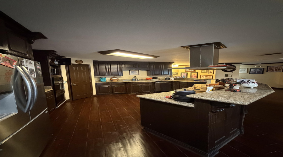 301 Esperanza Dr, Laredo, Texas 78041, 5 Bedrooms Bedrooms, 8 Rooms Rooms,4 BathroomsBathrooms,Residential,For Sale,301 Esperanza Dr,20255380