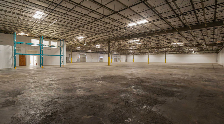 2202 Santa Rita Ave, LAREDO, Texas 78040, 1 Bedroom Bedrooms, 11 Rooms Rooms,4 BathroomsBathrooms,Commercial/industrial,For Rent,2202 Santa Rita Ave,20255382