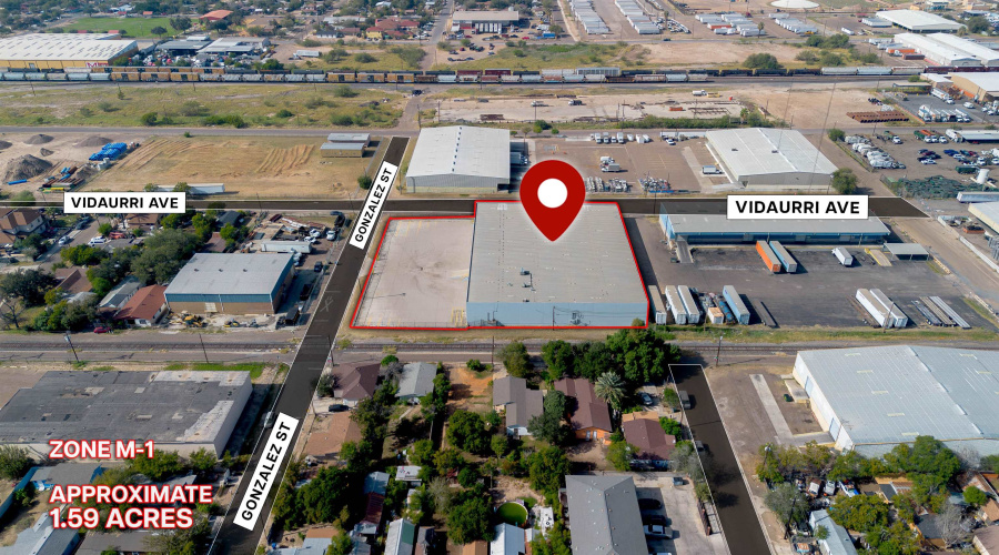 2202 Santa Rita Ave, LAREDO, Texas 78040, 1 Bedroom Bedrooms, 11 Rooms Rooms,4 BathroomsBathrooms,Commercial/industrial,For Rent,2202 Santa Rita Ave,20255382