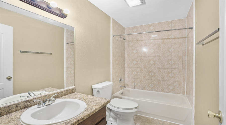 4248 Dorel Dr, Laredo, Texas 78043, 3 Bedrooms Bedrooms, 3 Rooms Rooms,2 BathroomsBathrooms,Residential,For Sale,4248 Dorel Dr,20255383