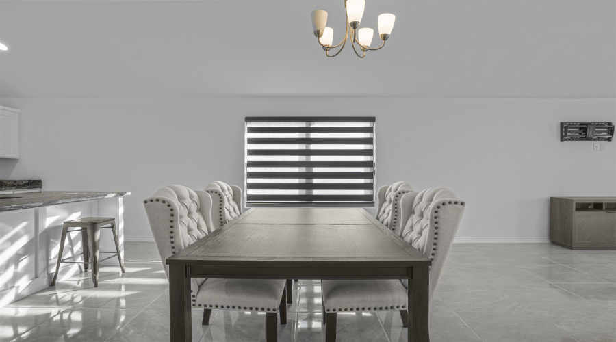 5428 Encanto Dr., Laredo, Texas 78046-5283, 4 Bedrooms Bedrooms, 6 Rooms Rooms,2 BathroomsBathrooms,Residential,For Sale,5428 Encanto Dr.,20255389