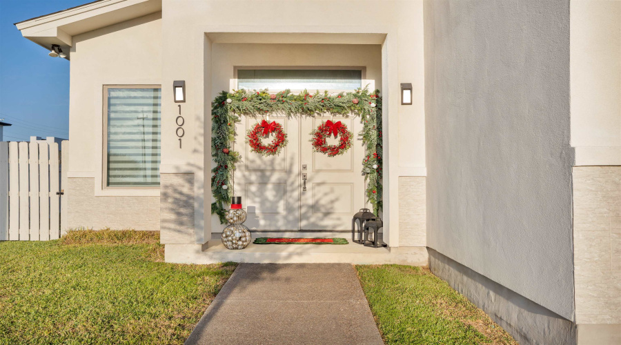 1001 La Muralla St, Laredo, Texas 78046, 4 Bedrooms Bedrooms, 4 Rooms Rooms,2 BathroomsBathrooms,Residential,For Sale,1001 La Muralla St,20255391