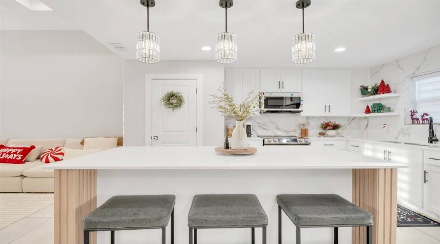 1001 La Muralla St, Laredo, Texas 78046, 4 Bedrooms Bedrooms, 4 Rooms Rooms,2 BathroomsBathrooms,Residential,For Sale,1001 La Muralla St,20255391