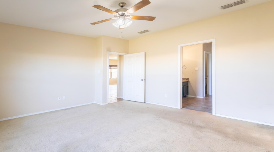 11332 Sierra Gorda Dr, Laredo, Texas 78045, 4 Bedrooms Bedrooms, 7 Rooms Rooms,2 BathroomsBathrooms,Residential,For Sale,11332 Sierra Gorda Dr,20255392