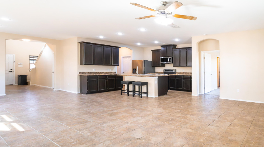 11332 Sierra Gorda Dr, Laredo, Texas 78045, 4 Bedrooms Bedrooms, 7 Rooms Rooms,2 BathroomsBathrooms,Residential,For Sale,11332 Sierra Gorda Dr,20255392