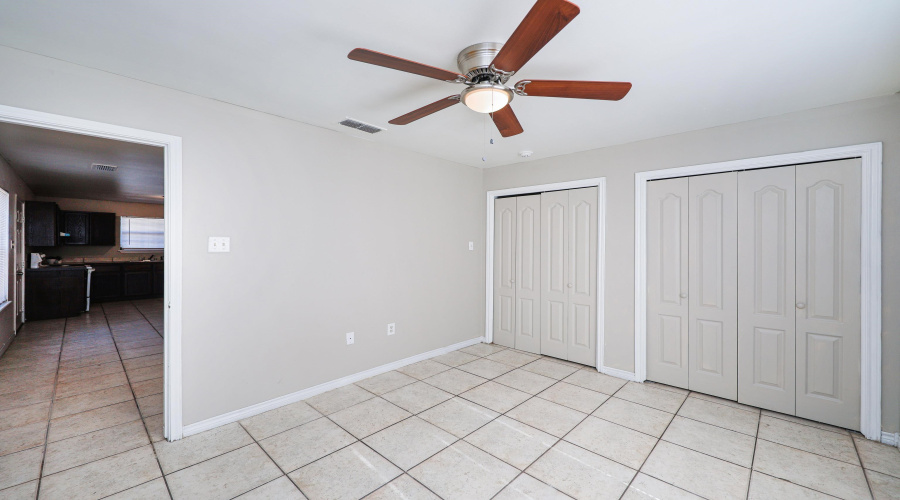 2220 Santa Cleotilde Ave, LAREDO, Texas 78040, 1 Bedroom Bedrooms, 3 Rooms Rooms,1 BathroomBathrooms,Residential,For Rent,2220 Santa Cleotilde Ave,20255394