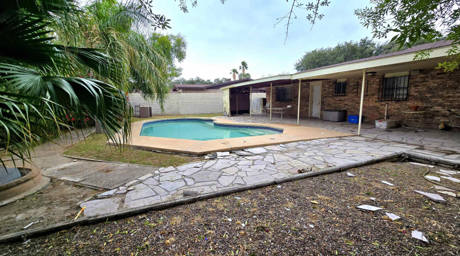 222 Esperanza Dr, Laredo, Texas 78041, 4 Bedrooms Bedrooms, 5 Rooms Rooms,2 BathroomsBathrooms,Residential,For Sale,222 Esperanza Dr,20255395