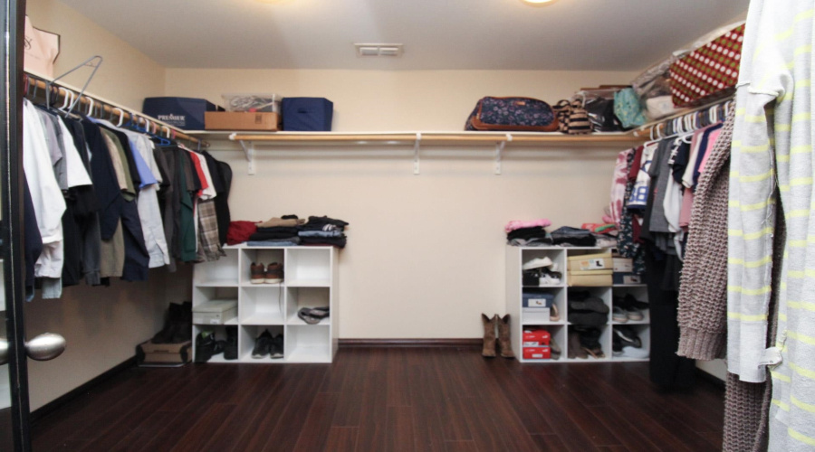 327 Kahlo Lp, Laredo, Texas 78045, 3 Bedrooms Bedrooms, 6 Rooms Rooms,3 BathroomsBathrooms,Residential,For Sale,327 Kahlo Lp,20255398