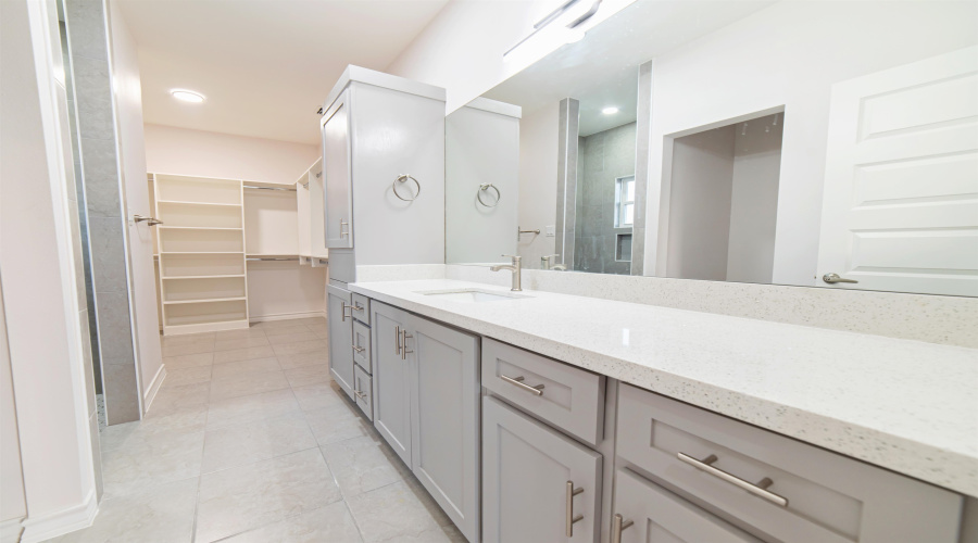 5808 Tavo Dr., Laredo, Texas 78046, 3 Bedrooms Bedrooms, 6 Rooms Rooms,2 BathroomsBathrooms,Residential,For Sale,5808 Tavo Dr.,20255400