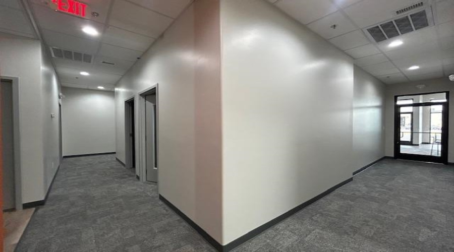 1018 Monaco Blvd, Laredo, Texas 78045, 1 Room Rooms,2 BathroomsBathrooms,Commercial retail/office,For Rent,1018 Monaco Blvd,20255404