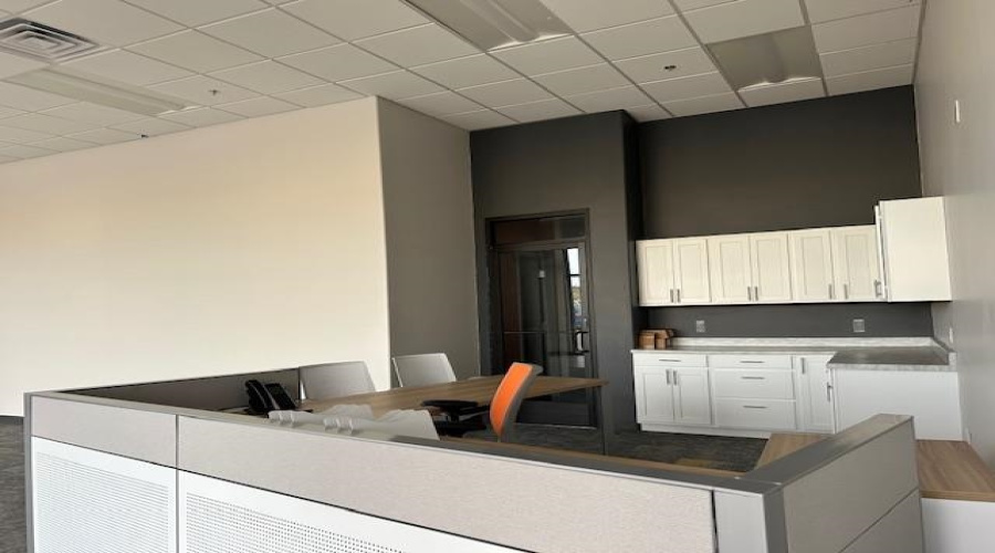 1018 Monaco Blvd, Laredo, Texas 78045, 1 Room Rooms,2 BathroomsBathrooms,Commercial retail/office,For Rent,1018 Monaco Blvd,20255404