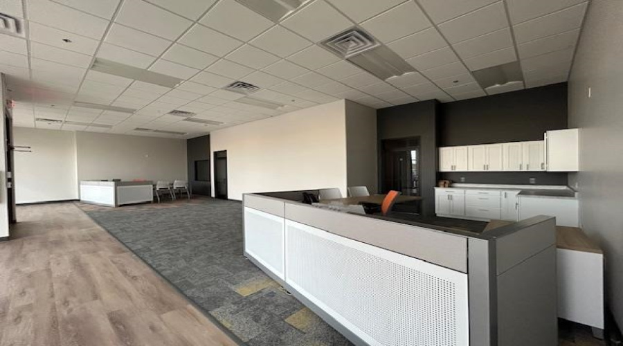 1018 Monaco Blvd, Laredo, Texas 78045, 1 Room Rooms,2 BathroomsBathrooms,Commercial retail/office,For Rent,1018 Monaco Blvd,20255404