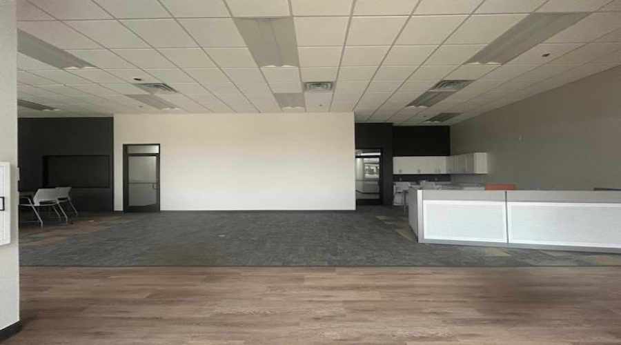 1018 Monaco Blvd, Laredo, Texas 78045, 1 Room Rooms,2 BathroomsBathrooms,Commercial retail/office,For Rent,1018 Monaco Blvd,20255404