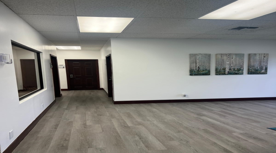 5601 San Dario Ave, Laredo, Texas 78041, 6 Rooms Rooms,3 BathroomsBathrooms,Commercial retail/office,For Rent,5601 San Dario Ave,20255407