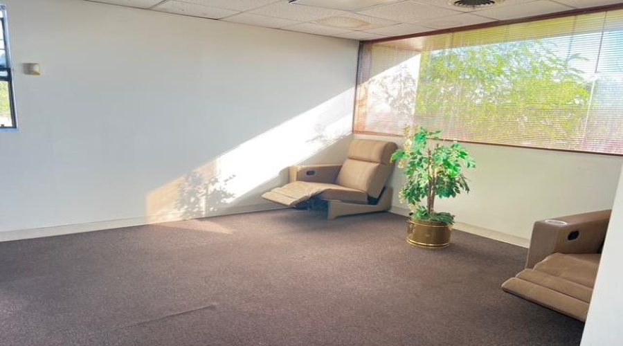 611 Hidalgo St, laredo, Texas 78040-7450, ,2 BathroomsBathrooms,Commercial retail/office,For Rent,611 Hidalgo St,20255421