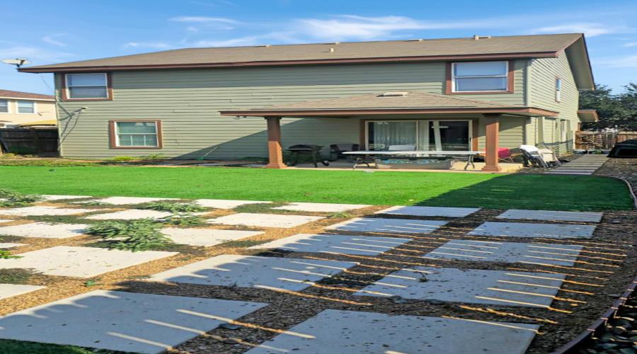 17402 College Port Dr, Laredo, Texas 78045, 4 Bedrooms Bedrooms, 6 Rooms Rooms,3 BathroomsBathrooms,Residential,For Sale,17402 College Port Dr,20255411