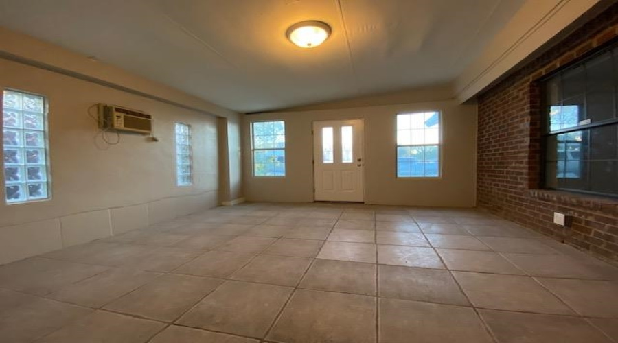 4202 Merida Dr, LAREDO, Texas 78046, 3 Bedrooms Bedrooms, 8 Rooms Rooms,3 BathroomsBathrooms,Residential,For Sale,4202 Merida Dr,20255412