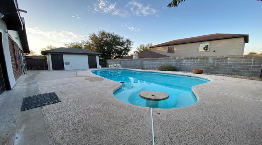 4202 Merida Dr, LAREDO, Texas 78046, 3 Bedrooms Bedrooms, 8 Rooms Rooms,3 BathroomsBathrooms,Residential,For Sale,4202 Merida Dr,20255412