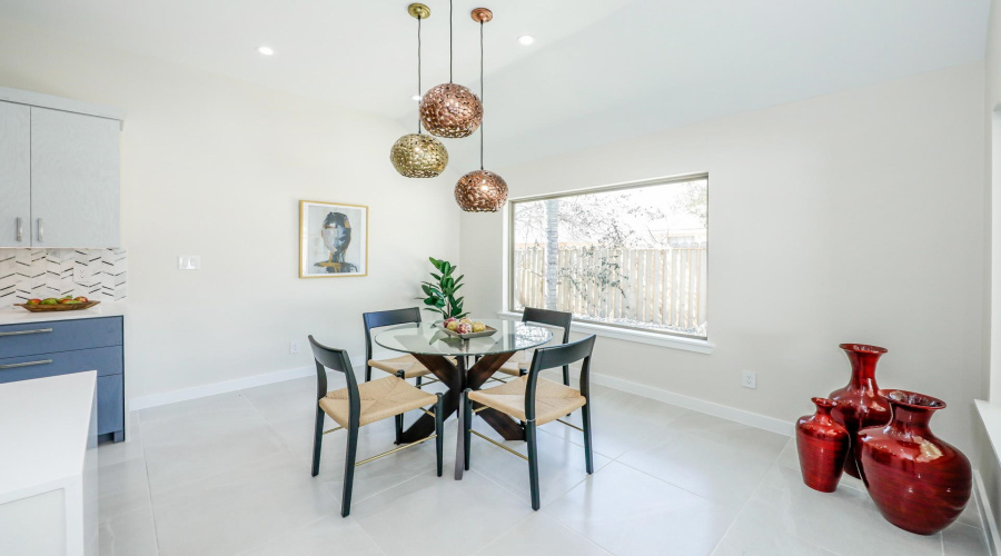 418 Cinnamon Teal Lp, LAREDO, Texas 78045, 3 Bedrooms Bedrooms, 5 Rooms Rooms,2 BathroomsBathrooms,Residential,For Rent,418 Cinnamon Teal Lp,20255413