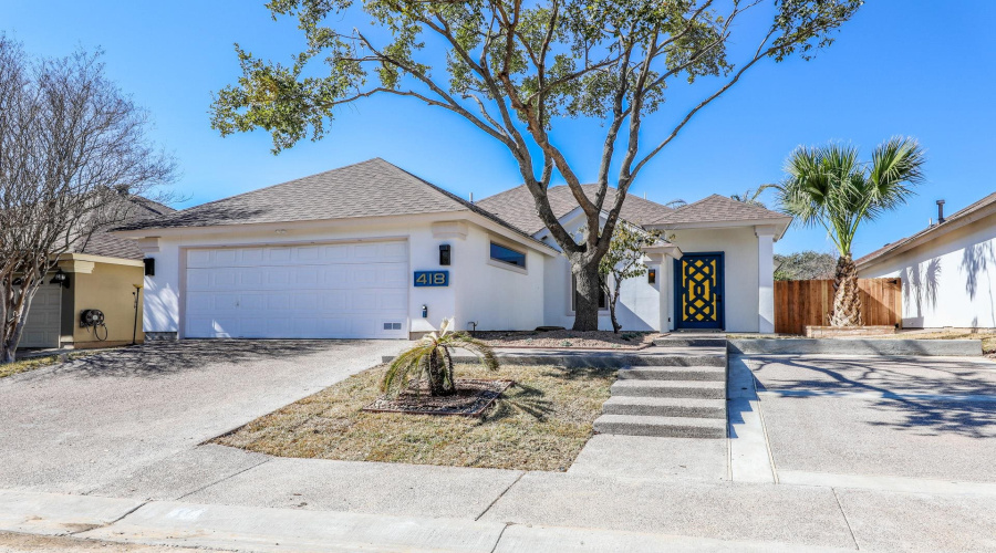 418 Cinnamon Teal Lp, LAREDO, Texas 78045, 3 Bedrooms Bedrooms, 5 Rooms Rooms,2 BathroomsBathrooms,Residential,For Rent,418 Cinnamon Teal Lp,20255413