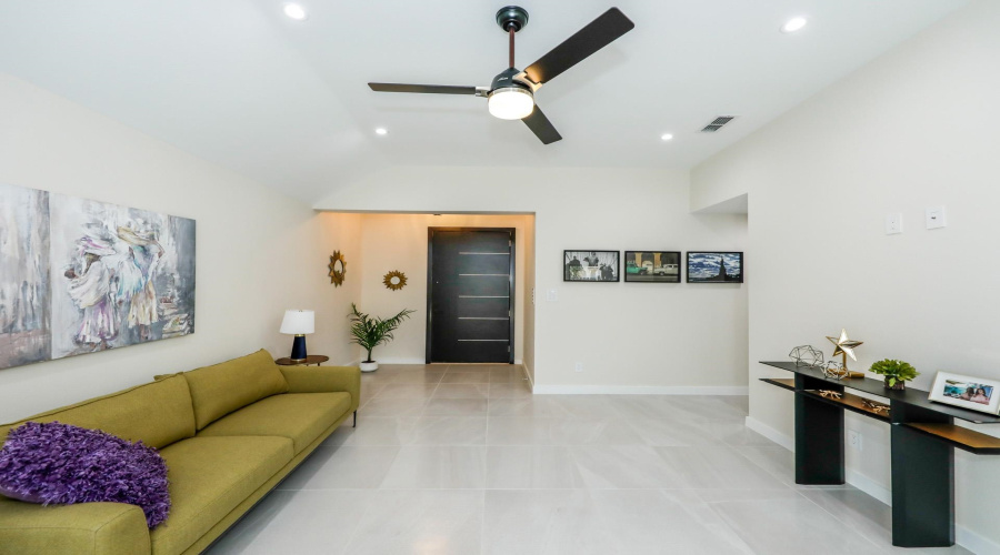 418 Cinnamon Teal Lp, LAREDO, Texas 78045, 3 Bedrooms Bedrooms, 5 Rooms Rooms,2 BathroomsBathrooms,Residential,For Rent,418 Cinnamon Teal Lp,20255413