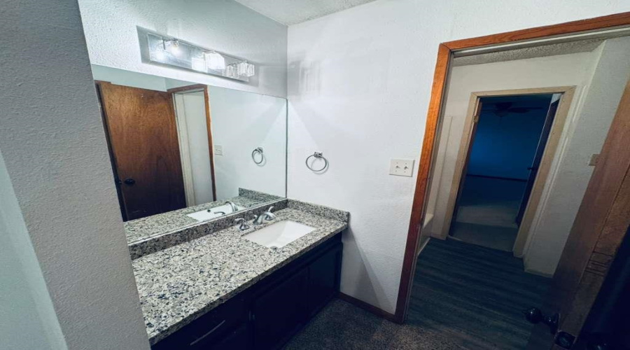 8523 Ontario Lp, laredo, Texas 78045, 2 Bedrooms Bedrooms, 4 Rooms Rooms,2 BathroomsBathrooms,Residential,For Rent,8523 Ontario Lp,20255416