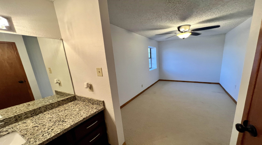 8523 Ontario Lp, laredo, Texas 78045, 2 Bedrooms Bedrooms, 4 Rooms Rooms,2 BathroomsBathrooms,Residential,For Rent,8523 Ontario Lp,20255416