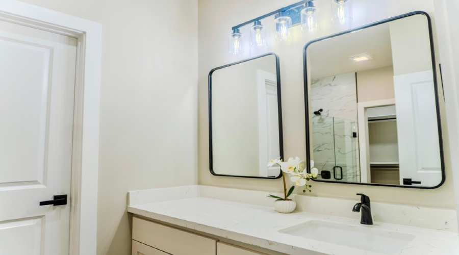 128 Faith Dr., LAREDO, Texas 78043, 3 Bedrooms Bedrooms, 5 Rooms Rooms,2 BathroomsBathrooms,Residential,For Sale,128 Faith Dr.,20255417