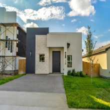 128 Faith Dr., LAREDO, Texas 78043, 3 Bedrooms Bedrooms, 5 Rooms Rooms,2 BathroomsBathrooms,Residential,For Sale,128 Faith Dr.,20255417