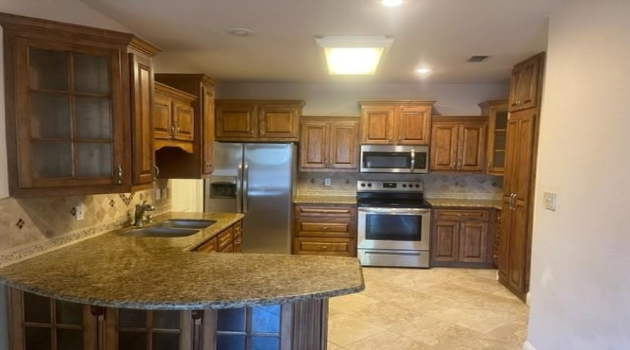 438 St Croix Dr, LAREDO, Texas 78045, 3 Bedrooms Bedrooms, 8 Rooms Rooms,2 BathroomsBathrooms,Residential,For Rent,438 St Croix Dr,20255418