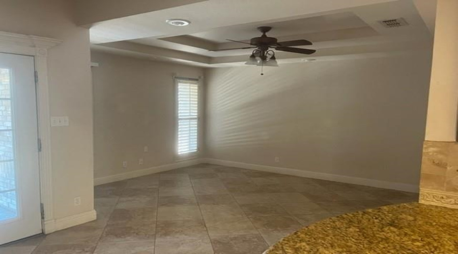 438 St Croix Dr, LAREDO, Texas 78045, 3 Bedrooms Bedrooms, 8 Rooms Rooms,2 BathroomsBathrooms,Residential,For Rent,438 St Croix Dr,20255418