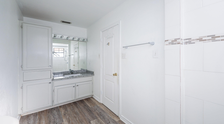 752 Buffalo Ct, LAREDO, Texas 78045, 3 Bedrooms Bedrooms, 5 Rooms Rooms,2 BathroomsBathrooms,Residential,For Rent,752 Buffalo Ct,20255420