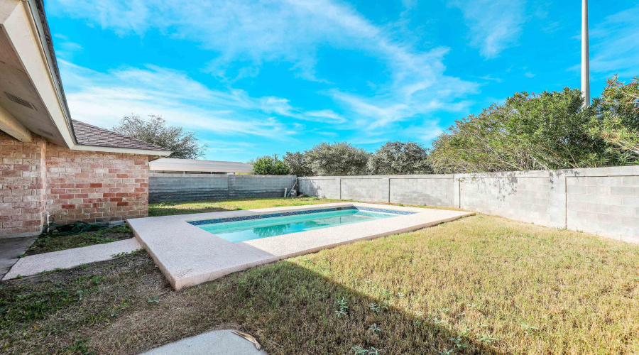 752 Buffalo Ct, LAREDO, Texas 78045, 3 Bedrooms Bedrooms, 5 Rooms Rooms,2 BathroomsBathrooms,Residential,For Rent,752 Buffalo Ct,20255420